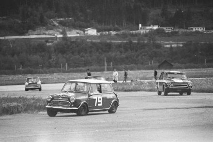Mini i Ford