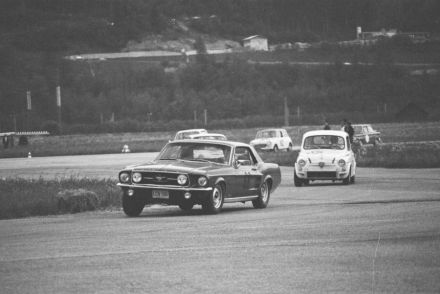 Ford Mustang i Fia Abarth 1000 TC