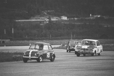 Steyr Puch i BMW 2000 Ti