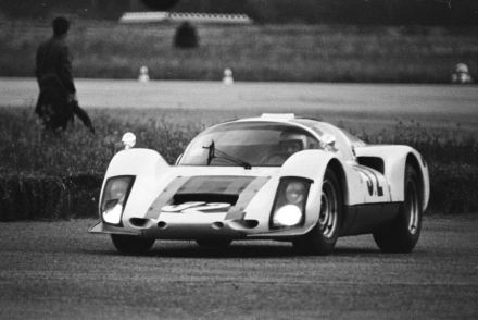 Hans Tschiemer – Porsche 906.