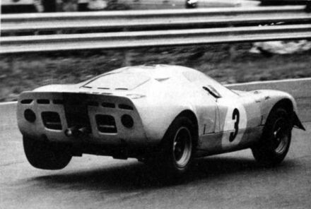 Jacky Ickx i Paul Hawkins – Mirage M1 Ford.