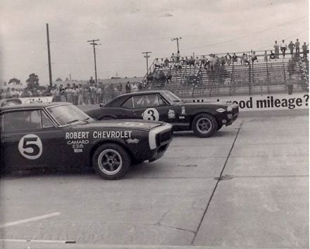 Nr.3.Craig Fisher, nr.5.Bob Brown – Chevrolet Camaro.