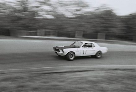 Dick Thompson – Ford Shelby Mustang.