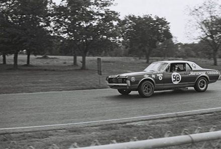 Dan Gurney – Mercury Cougar.