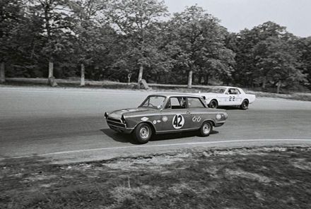 Fordy Lotus Cortina i Mustang