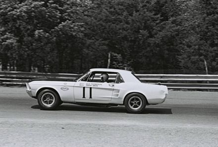 Dick Thompson – Ford Shelby Mustang.