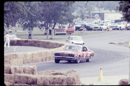 Parnelli Jones – Mercury Cougar.