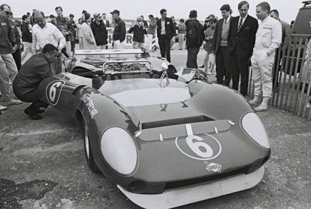 Mark Donohue – Lola T70 Mk.3 Chevrolet.