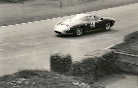 Mike Parkes – Ferrari 250 LM.