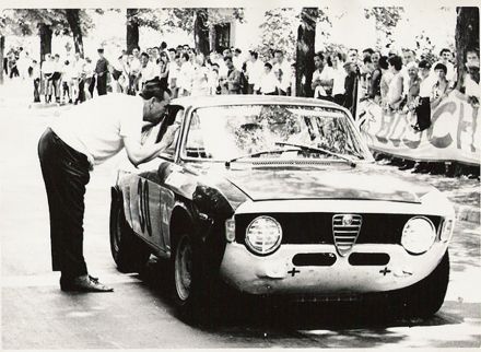 Alfa Romeo 1600 GTA.