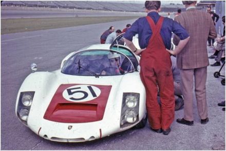 Gerhard Mitter i Johen Rindt – Porsche 906 E.