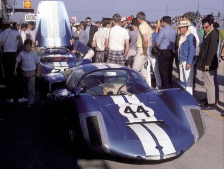 Charles Kolb, Fred Baker i Lee Cutler – Porsche 906.