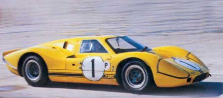 Bruce McLaren i Mario Andretti – Ford GT prototype.