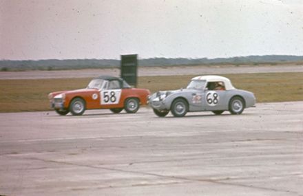 Nr.58.Baird, Enever i Poole, nr.68.M.D.Smith i Maj Billy Turner – Austiny Healey Sprite.