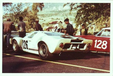 Jo Schlesser i Guy Ligier – Ford GT 40.