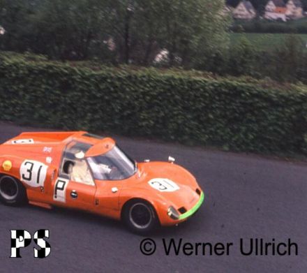 Peter Mould i Chris Ashmore – Abarth 1300 OT.