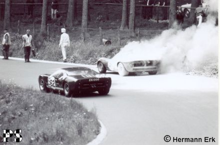 Nr.62.Edward Nelson i Peter de Klerk – Ford GT 40.