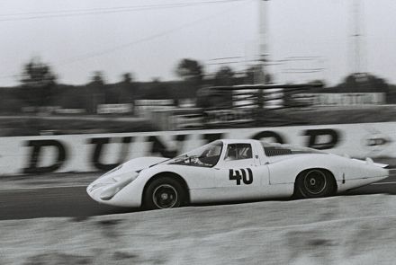 Gerhard Mitter i Jochen Rindt – Porsche 907/6 Langheck.
