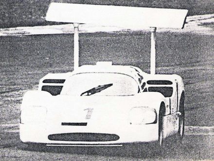 Spence i Hill – Chaparral 2F Chevrolet.