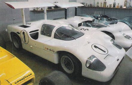 Chaparral 2F  