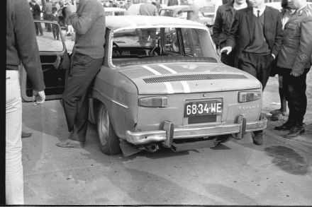 Krzysztof Woyciechowski i Marek Barański – Renault 8 Gordini. 