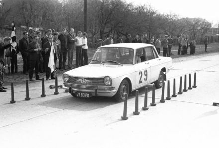 A.Gawryłkiewicz i Zbigniew Gawryłkiewicz – Simca 1300.