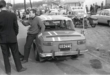 Krzysztof Woyciechowski i Marek Barański – Renault 8 Gordini.