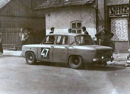 Marek Barański i Wiesław Mrówczyński – Renault 8 Gordini.