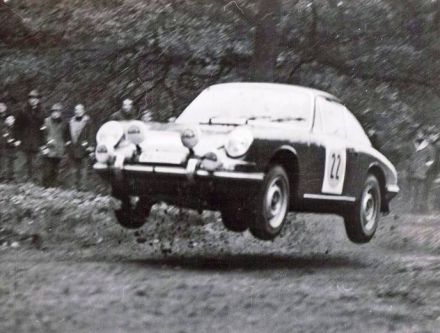 Björn Waldegard i Lars Helmer – Porsche 911 T.