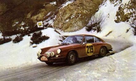 Björn Waldegard i Lars Helmer – Porsche 911 T.