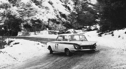 Ernest McMillen i Brian Metcalfe – Ford Cortina Lotus.