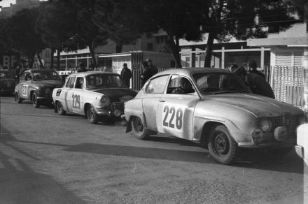 Leif Vold Johansen i John W.Haraldsen – Saab 96 V4, Oldřich Horsak i Jiři Motal – Škoda 1000 MB, Carl Orrenius i Arne Hertz – Saab 96 V4.