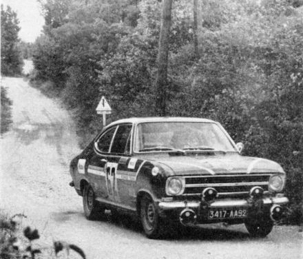 Henri Greder i Andre Vigneron – Opel Kadett Rallye.