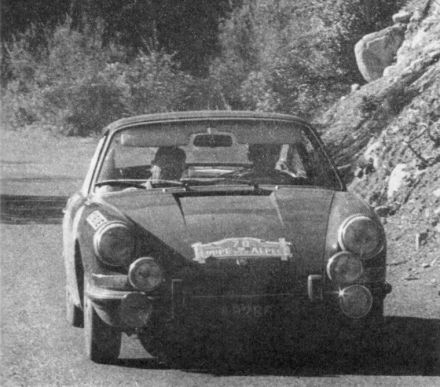 Jean Georges Branche i Robert Jullien – Porsche 911 S/2,0.