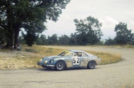 Jean Claude Andruet i “Biche” – Alpine Renault A 110/1300.