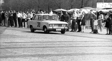 Janina Jedynak – Polski Fiat 125p.