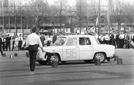 Andrzej Komorowski - Renault 8 Gordini.