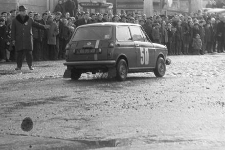 Maciej Jasiński i Joanna Jasińska – Honda Z 600.