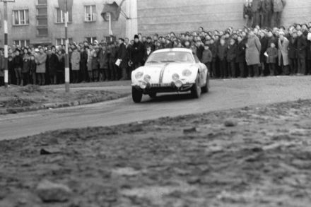 Krzysztof Komornicki i Zygmunt Wiśniowski – Alpine Renault A 110.