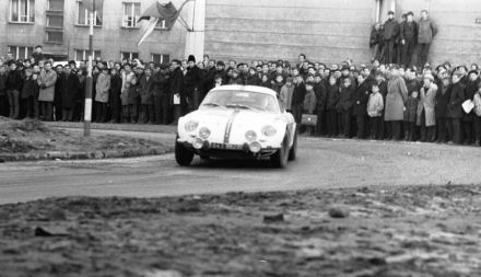 Krzysztof Strykier i J.Stawiński – BMW 2002 Ti.