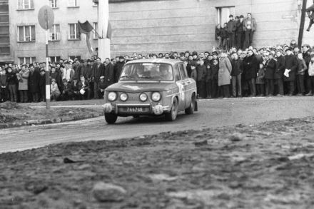 Ryszard Grychtoł i Ozóg – Renault 8 Gordini.