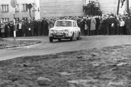 Marek Barański i Andrzej Wojciechowski – Renault 8 Gordini.