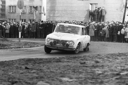 Ryszard Żyszkowski i Piotr Mystkowski – Alfa Romeo Giulia Super Ti.