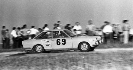 Per Sander Holm i Otto Kristensen - Fiat 124 Coupe.