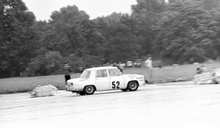 Ryszard Nowicki i Marian Bień - Renault 8 Gordini.