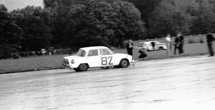 Ryszard Żyszkowski i Marek Szramowski - Alfa Romeo Giulia Super Ti.