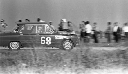 Ryszard Kopczyk i Wojciech Siwecki - Alfa Romeo Giulia Super.