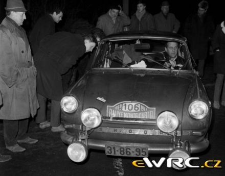 Edward Gjolberg i Reidar Buran – Škoda 1100 MB.