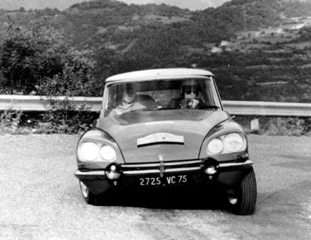 Noël Pouderoux i Richard Coze – Citroen DS 21.