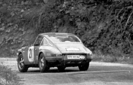 Gerard Larrousse i Maurice Gelin – Porsche 911 T.